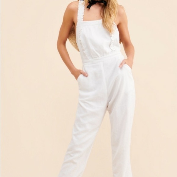 Rue Stiic Costello Overall Jumpsuit Ruffle Open Back White Linen Size Small - Picture 6 of 15